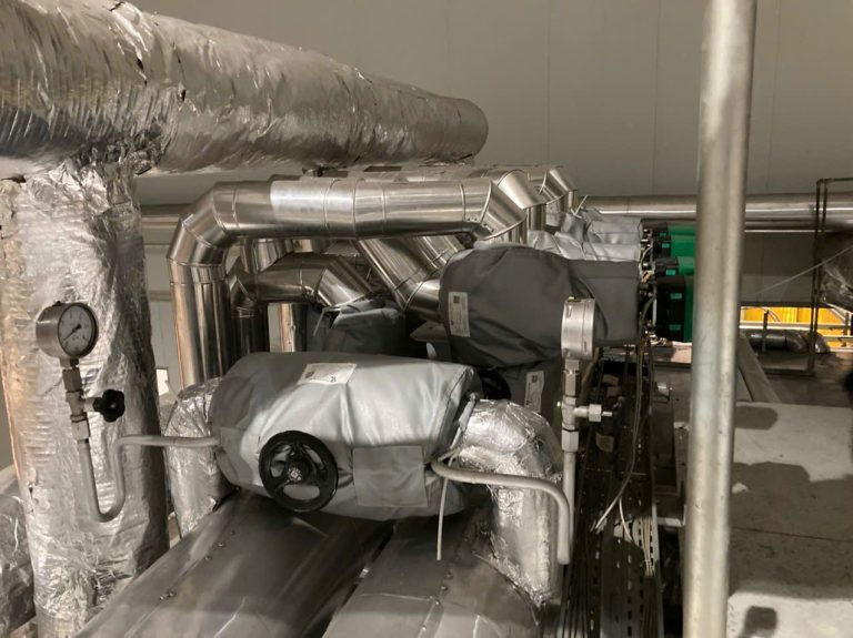 Áo Bảo Ôn Cảm Biến: Bí Quyết Bảo Vệ & Tăng Độ Chính Xác